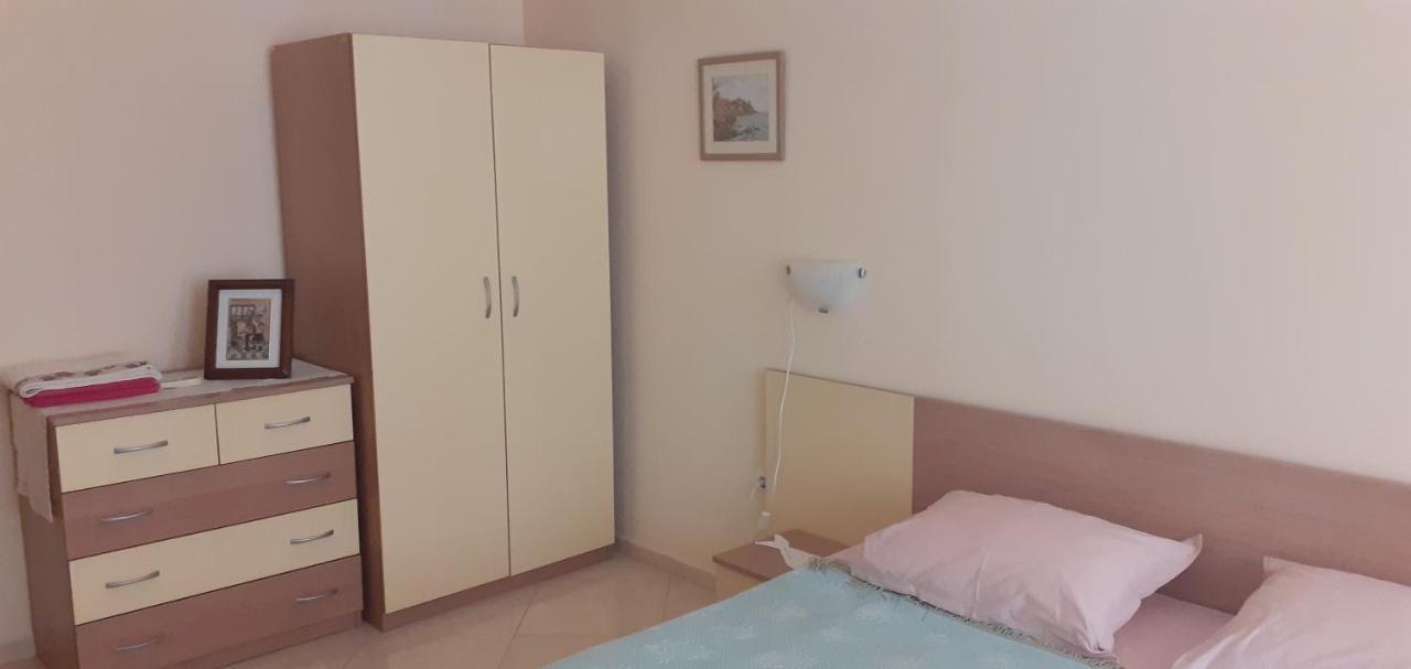 Apartments Sea Sounds Pomorie Kültér fotó