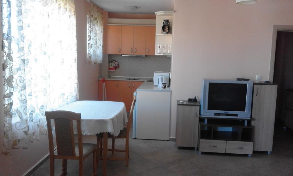 Apartments Sea Sounds Pomorie Kültér fotó