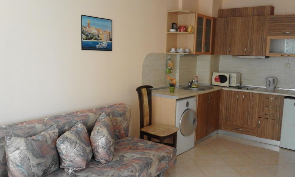 Apartments Sea Sounds Pomorie Kültér fotó