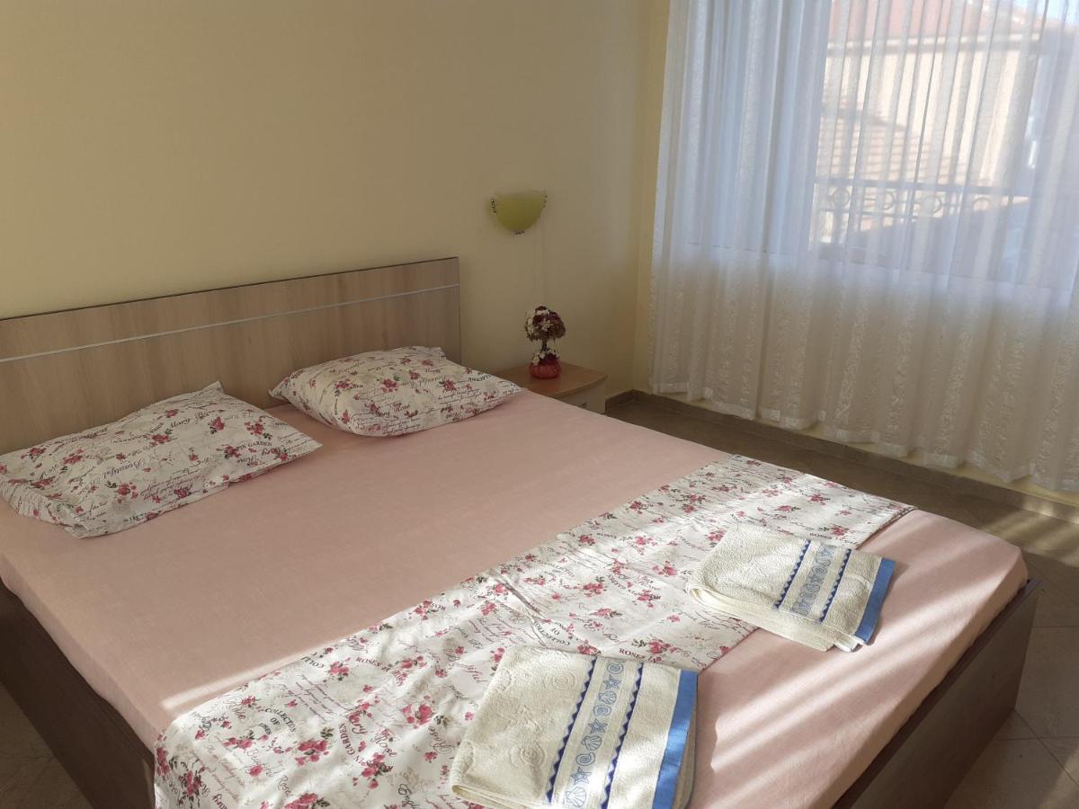 Apartments Sea Sounds Pomorie Kültér fotó